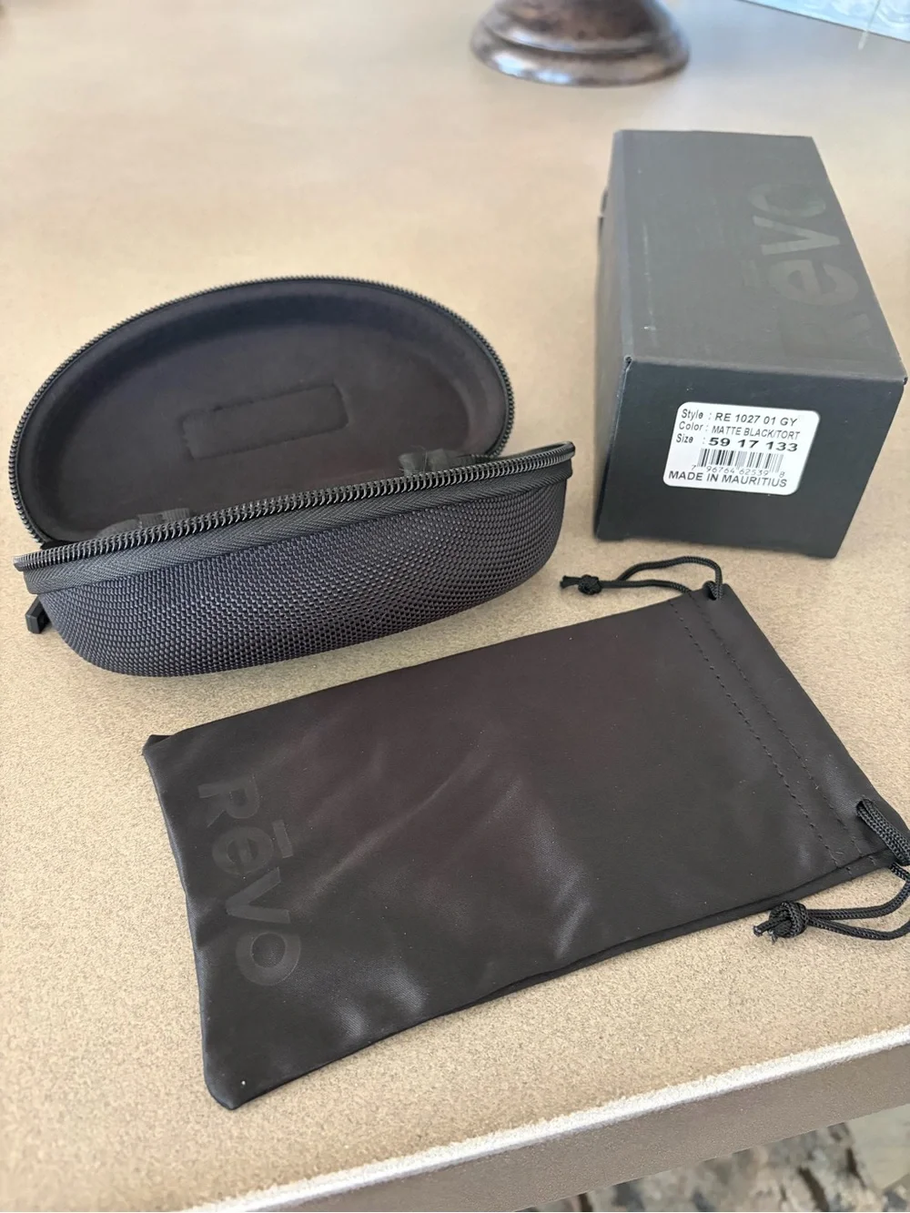 NEW!! Revo Matte Black/Tortoise Men’s Sunglasses with Gray Lenses